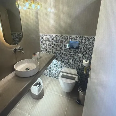 Golden Hour Hideaway - Santorini * Fira (Santorini)